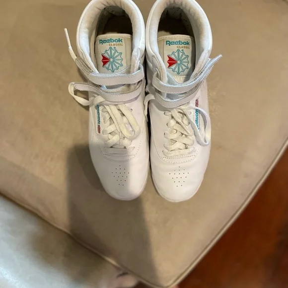Reebok Lifestyle White Sneakers Freestyle Hi High Top stranger things - Picture 4 of 9